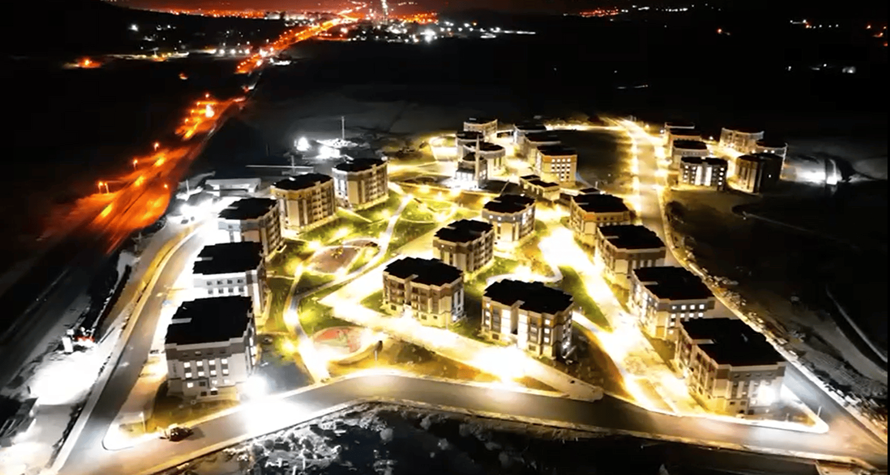Diyarbakır İli Ergani İlçesi 432 Konut 1 Cami 2 Adet 8 Dükkanlı Ticaret Merkezi İnşaatı İle Altyapı ve Çevre Düzenleme İşi